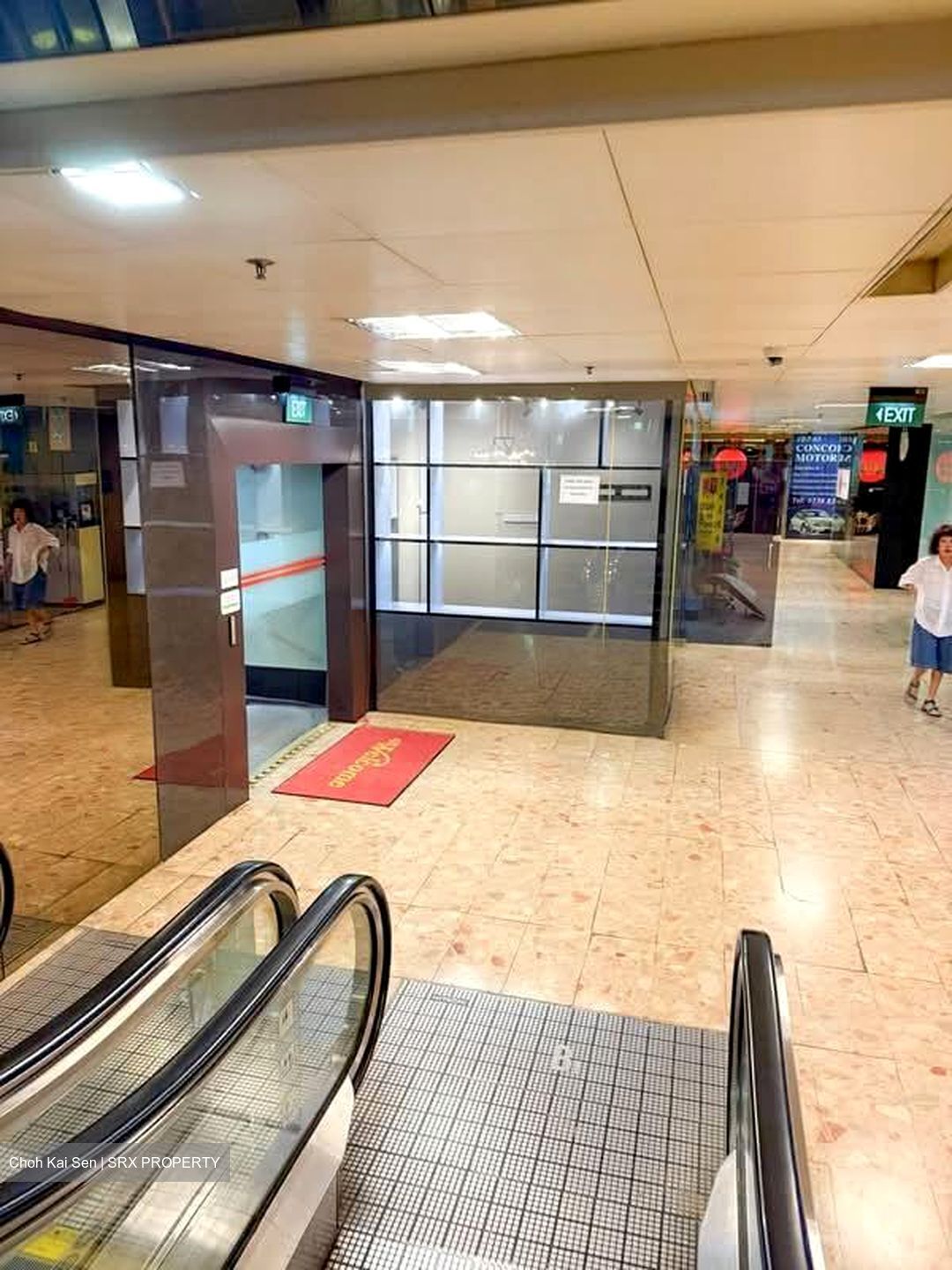 Concorde Shopping Centre (D3), Retail #532423481
